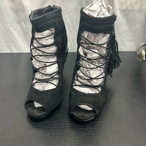 Ankle lace up boot